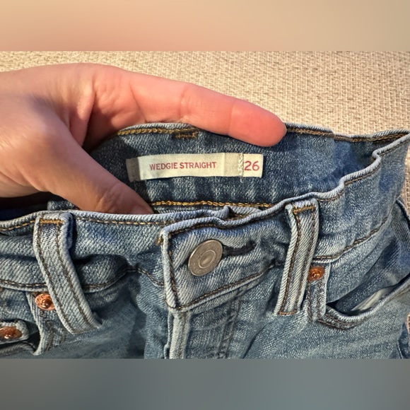 Levi's Wedgie Jeans - Picture 4 of 5